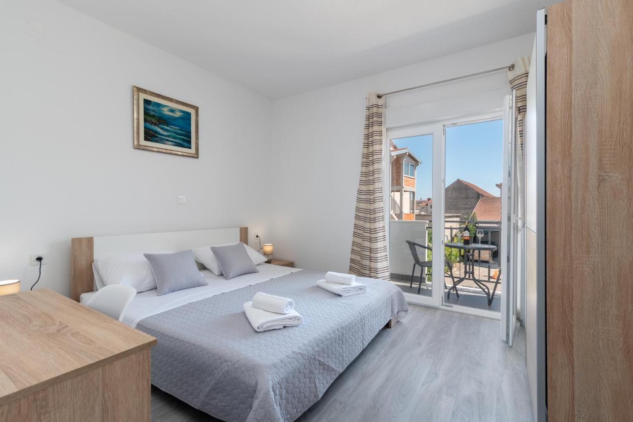 Apartment Ante & Sime