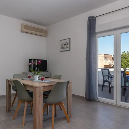 Apartmani Ante & Sime Trogir Exterior photo
