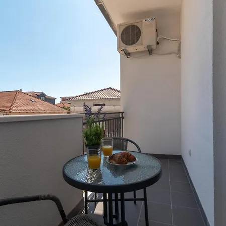 Apartmani Ante & Sime Trogir Exterior photo